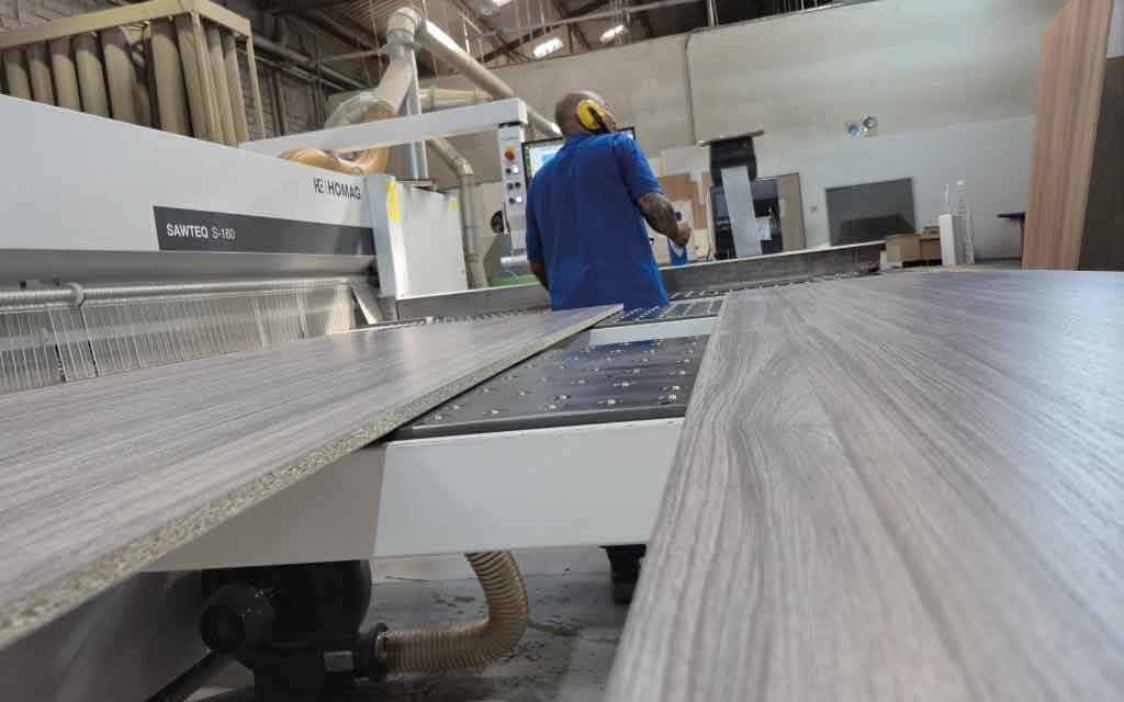 Melamina-MDF-MDP-FERNANDEZ-Y-CIA-laminas-de-triplex-1024x640